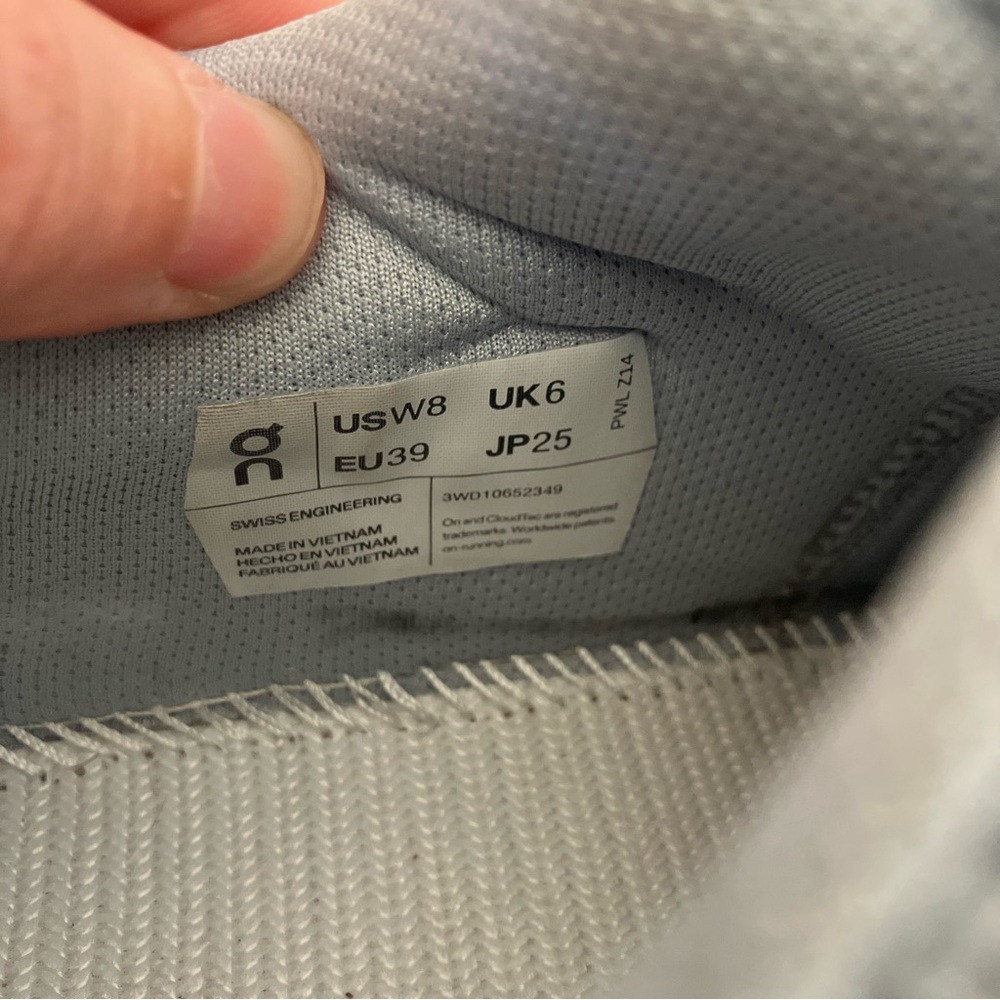 On Running Womens The Roger Advantage Tennis Inspired Sneakers size 8 - Picture 6 of 10